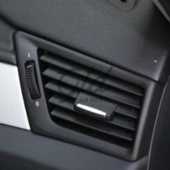 Alternative view of Moldura P/ Grelha Ventilação Frontal Direita Preto Matte BMW X1 E84 2010-2015