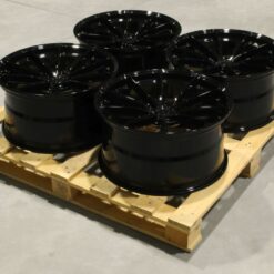Jante JR Wheels Complete Sets 20x10 ET45 5x120 - Black