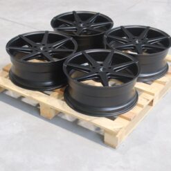 Jante JR Wheels Complete Sets 20x8,5 ET35 5x120 - Matt Black