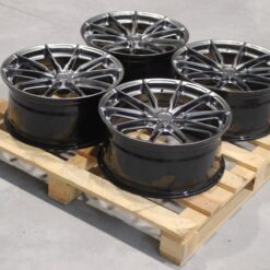 Jante JR Wheels Complete Sets 19x8,5 ET43 5x120 - Hyper Black