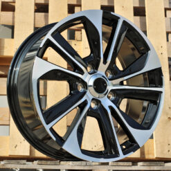 Jante Toyota R18x8 ET45 5x150 - Black Polished