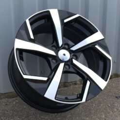 Jante Nissan 16x6.5 ET40 5x114.3 - Black Polished