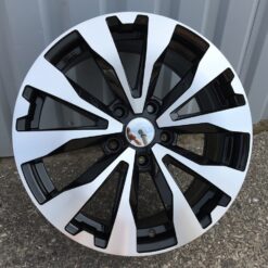 Jante Subaru 18x7 ET48 5x114.3 - Black Polished