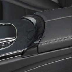 Alternative view of Friso Carbono Brilhante Botão Consola 200mm Mercedes-Benz Classe C GLC W205 W253 2014-2021