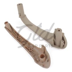Alternative view of Puxador Frontal Direito Bege Mercedes-Benz Classe C W203 2000-2007
