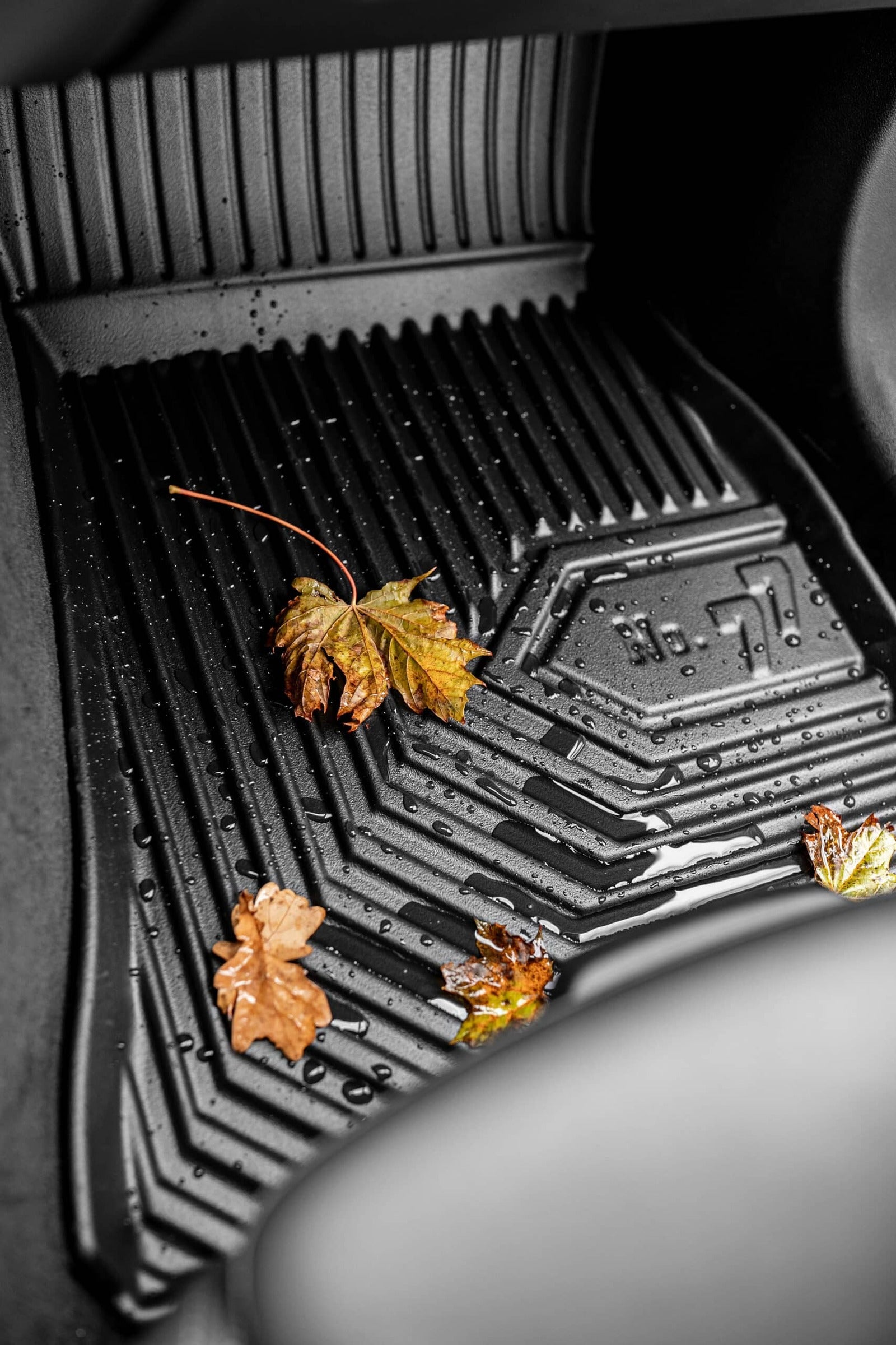 PACK 4 TAPETES BORRACHA NO.77 VOLKSWAGEN GOLF PLUS 2005-2014 - Image 4