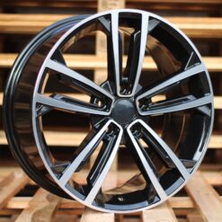 Jante Volkswagen R18x7.5 ET45 5x112 - Black Polished