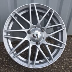 Jante HAXER R16x5.5 ET30 3x112 - Silver