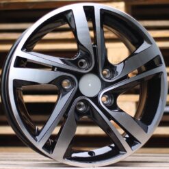 Jante HYUND XFA07 R15x6 ET48 5x114.3 - Black Polished