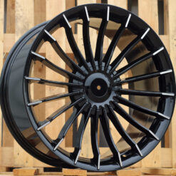 Jante BMW R17x8 ET15 5x120 - Black Polished